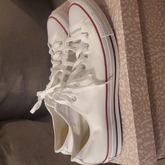 Converse All Star Lows - Picture 2 of 4